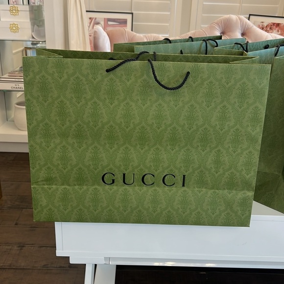 AUTHENTIC LARGE GUCCI PAPER SHOPPING BAG - Picture 16 of 17